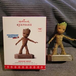 Hallmark Keepsake 2017 Groovin' Groot Ornament